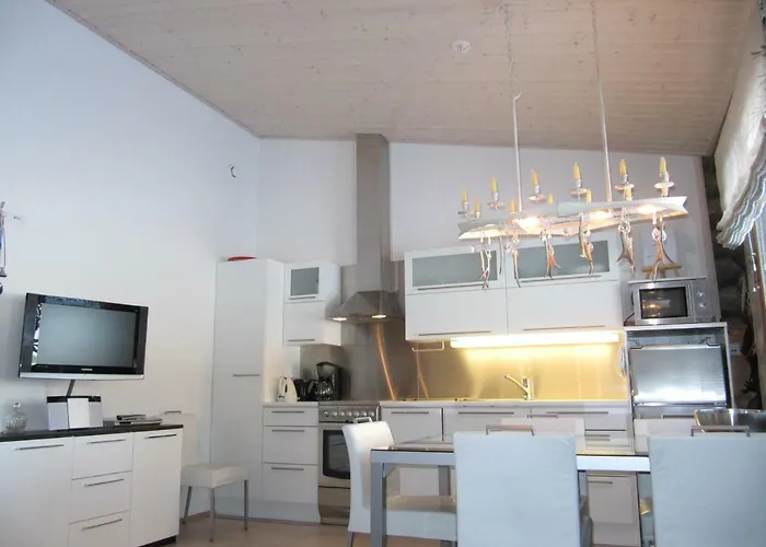 Lapin Kutsu Log Chalet *